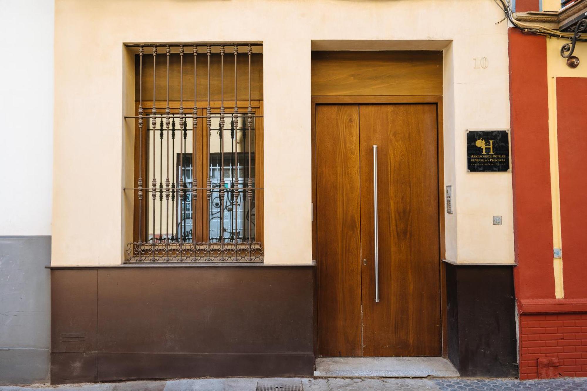 Apartamentos La Vistosona إشبيلية المظهر الخارجي الصورة