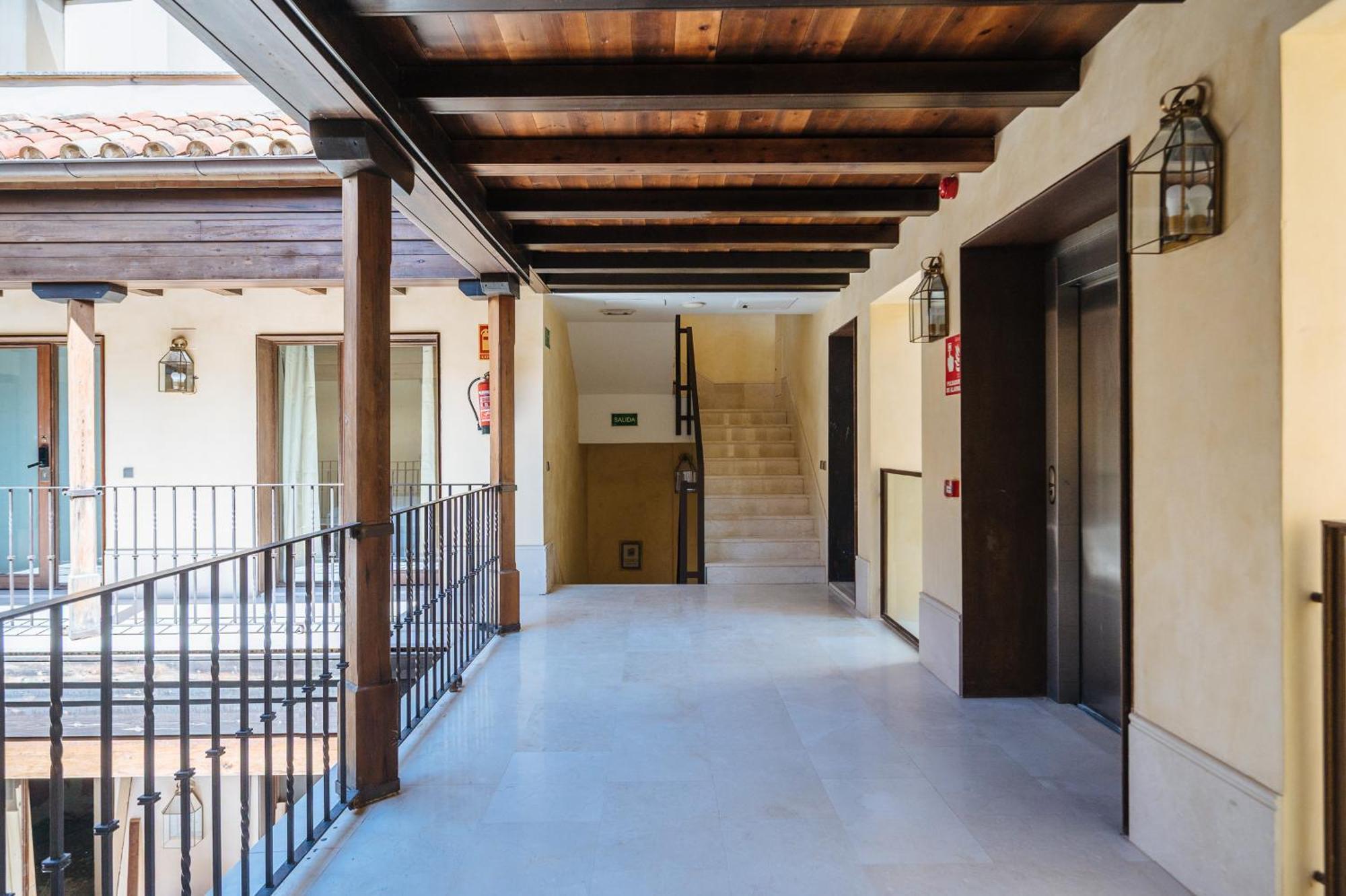 Apartamentos La Vistosona إشبيلية المظهر الخارجي الصورة