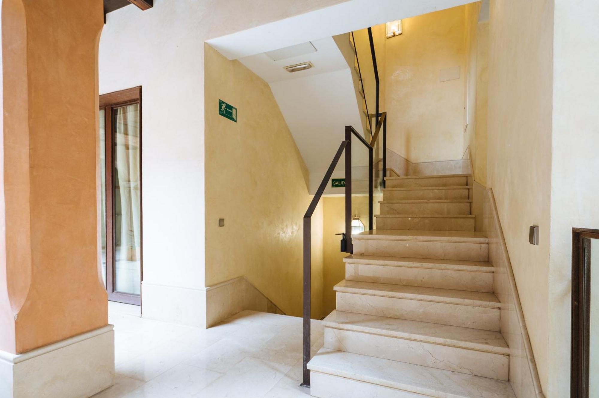 Apartamentos La Vistosona إشبيلية المظهر الخارجي الصورة